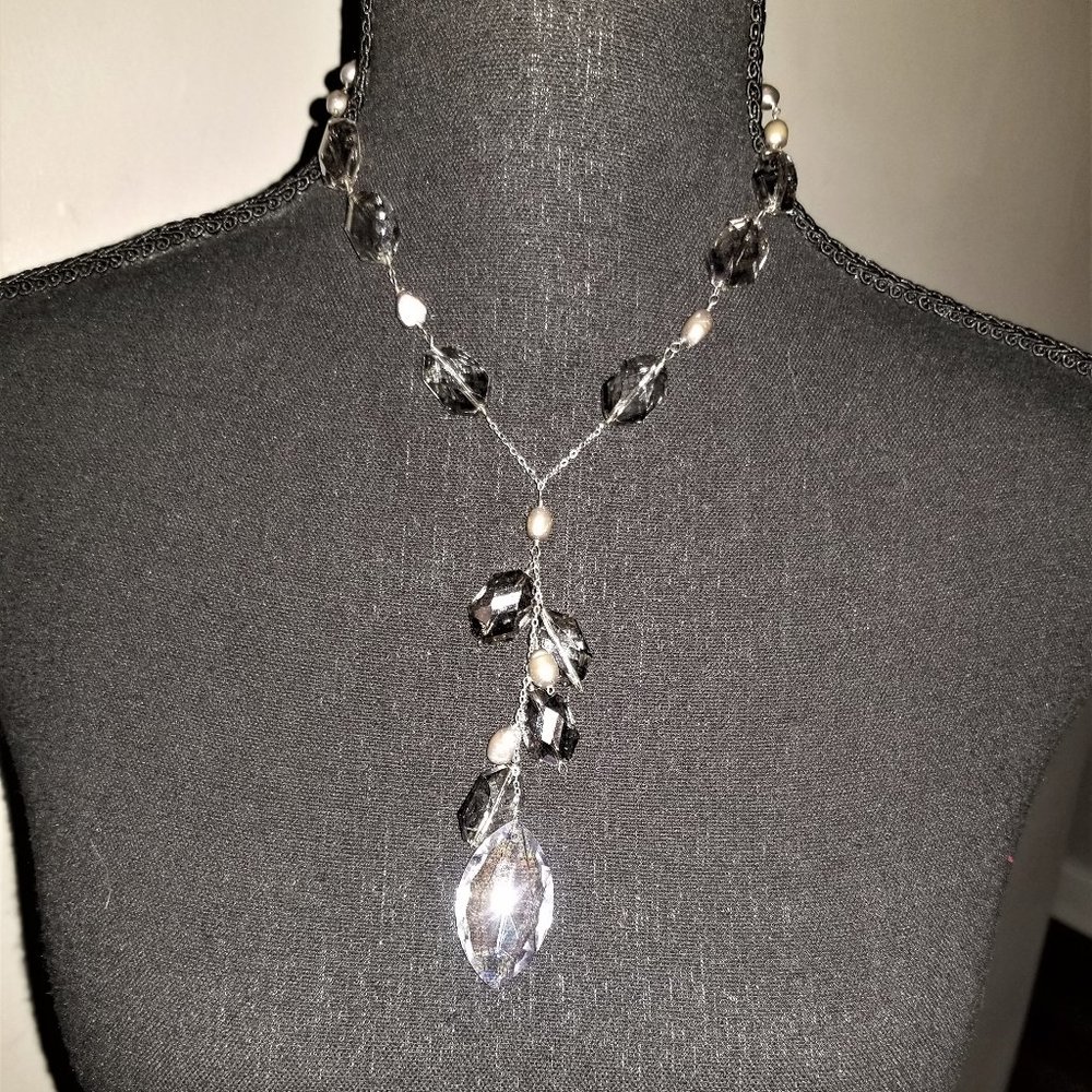 Faux Pearl/Lucite Necklace